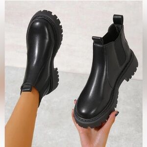 Woman boots from SHEIN